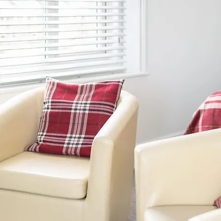 Host & - The Sandbeck Hotel Whitby