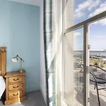 Host & - The Sandbeck Whitby