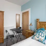Host & - The Sandbeck 3* Whitby