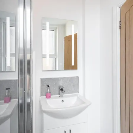 Host & - The Sandbeck Hotel 3*